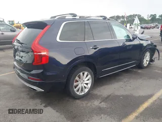 2017 Volvo XC90 Momentum z VIN YV4A22PK1H1117963, wystawiony jako IAAI lot #42292355 z przebiegiem 173 728 mil mil oraz . Historia ofert i sprzedaży dostępna na DreamBid. Obrazek 4.