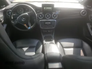 2014 Mercedes-Benz CLA 250 with VIN WDDSJ4EB2EN068792, listed as a Copart auction lot 59684455 with 104,577 mi miles and Salvage title. Bid and sale history available at DreamBid. Image 8.