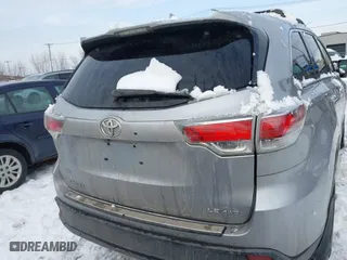 2015 Toyota Highlander LE with VIN 5TDBKRFH7FS153176, listed as a IAAI auction lot 41356261 with 119,502 mi miles. Bid and sale history available at carsss.com. Image 16.