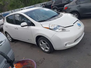 2013 Nissan LEAF SL z VIN 1N4AZ0CP2DC411719, wystawiony jako IAAI lot #42455433 z przebiegiem 70 701 mil mil oraz . Historia ofert i sprzedaży dostępna na DreamBid. Obrazek 1.