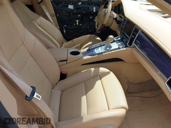 2013 Porsche Panamera 4S z VIN WP0AB2A71DL061108, wystawiony jako IAAI lot #42063281 z przebiegiem 90 100 mil mil oraz . Historia ofert i sprzedaży dostępna na DreamBid. Obrazek 5.