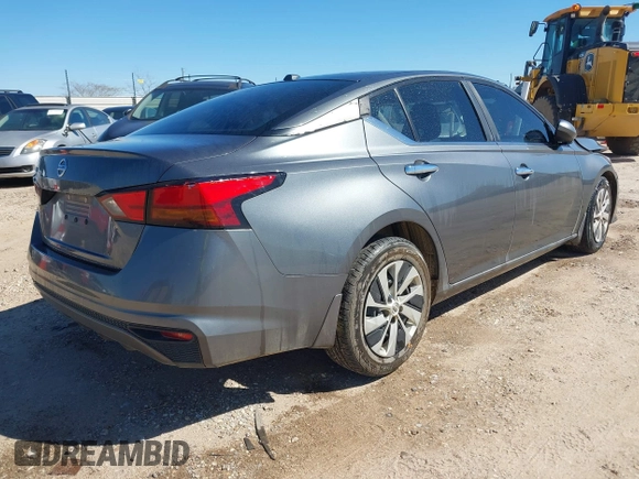 2019 Nissan Altima S with VIN 1N4BL4BV7KN316295, listed as a IAAI auction lot 41727137 with 113,581 mi miles and . Bid and sale history available at DreamBid. Image 4.