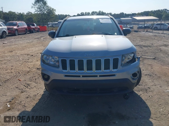 2015 Jeep Compass Sport with VIN 1C4NJCBB5FD110725, listed as a IAAI auction lot 40506090 with 132,207 mi miles. Bid and sale history available at carsss.com. Image 13.