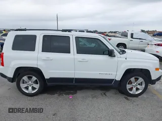 2017 Jeep Patriot High Altitude with VIN 1C4NJPFA0HD149248, listed as a IAAI auction lot 42182940 with 112,876 mi miles and . Bid and sale history available at carsss.com. Image 13.