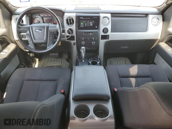 2012 Ford F-150 XL z VIN 1FTFW1CFXCFB08562, wystawiony jako Copart lot #56831465 z przebiegiem 238 430 mil mil oraz Szkody całkowita. Historia ofert i sprzedaży dostępna na DreamBid. Obrazek 8.