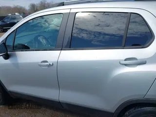 2020 Chevrolet Trax LT with VIN 3GNCJLSBXLL310309, listed as a IAAI auction lot 41893367 with 93,418 mi miles and . Bid and sale history available at DreamBid. Image 14.