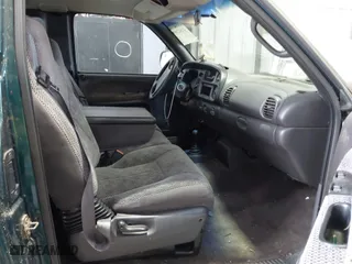 1998 Dodge Ram 1500 with VIN 3B7HF13Z1WG234475, listed as a IAAI auction lot 41523893 with 195,646 mi miles. Bid and sale history available at carsss.com. Image 5.