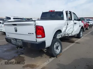 2018 Ram 2500 Tradesman с VIN 3C6UR5CL5JG396845, выставлен на аукционе IAAI как лот 41879647 с пробегом 19 108 миль миль и . История ставок и продаж доступна на DreamBid. Изображение 4.
