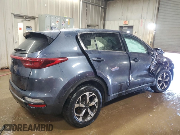 2020 Kia Sportage LX with VIN KNDPMCAC8L7709154, listed as a Copart auction lot 48353215 with 65,511 mi miles and Salvage Title. Bid and sale history available at carsss.com. Image 3.
