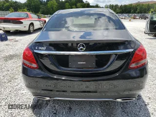 2016 Mercedes-Benz C 300 с VIN 55SWF4JB0GU155996, выставлен на аукционе Copart как лот 61053425 с пробегом 22 636 миль миль и Списание • Salvage title. История ставок и продаж доступна на DreamBid. Изображение 6.