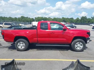 2022 Toyota Tacoma SR with VIN 3TYSX5EN1NT014391, listed as a IAAI auction lot 42470136 with 31,720 mi miles and . Bid and sale history available at DreamBid. Image 14.
