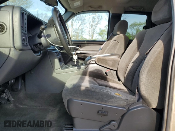 2004 Chevrolet Silverado 1500 Z71 with VIN 2GCEK19T041164152, listed as a Copart auction lot 54296785 with 195,494 mi miles and Salvage Title. Bid and sale history available at DreamBid. Image 7.