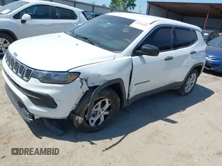 2024 Jeep Compass Sport с VIN 3C4NJDANXRT166403, выставлен на аукционе IAAI как лот 42248305 с пробегом 20 907 миль миль и . История ставок и продаж доступна на DreamBid. Изображение 22.