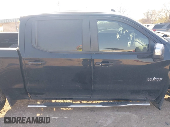 2020 Chevrolet Silverado 1500 LT z VIN 3GCUYDED2LG199937, wystawiony jako IAAI lot #41755254 z przebiegiem 43 679 mil mil oraz . Historia ofert i sprzedaży dostępna na DreamBid. Obrazek 14.