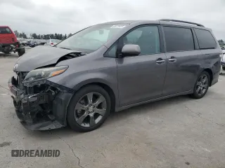 2015 Toyota Sienna SE z VIN 5TDXK3DC0FS615491, wystawiony jako Copart lot #65475425 z przebiegiem 33 280 mil mil oraz Szkoda całkowita • Salvage title. Historia ofert i sprzedaży dostępna na DreamBid. Obrazek 1.