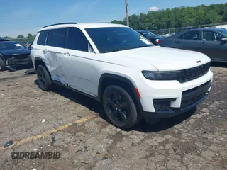 2021 Jeep Grand Cherokee Altitude z VIN 1C4RJKAG6M8151220, wystawiony jako IAAI lot #42550472 z przebiegiem 67 741 mil mil oraz . Historia ofert i sprzedaży dostępna na DreamBid. Obrazek 1.