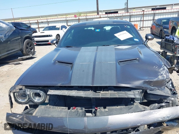 2016 Dodge Challenger SXT с VIN 2C3CDZAG1GH202650, выставлен на аукционе IAAI как лот 41979581 с пробегом 114 180 миль миль и . История ставок и продаж доступна на DreamBid. Изображение 12.