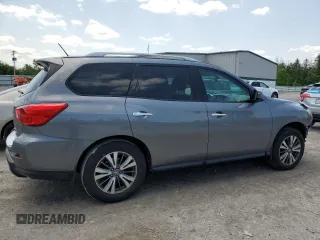 2017 Nissan Pathfinder SV z VIN 5N1DR2MM0HC638237, wystawiony jako Copart lot #59898825 z przebiegiem 96 551 mil mil oraz Szkoda całkowita • Salvage title. Historia ofert i sprzedaży dostępna na DreamBid. Obrazek 3.