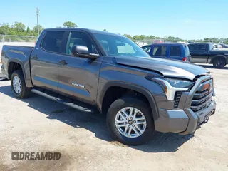 2025 Toyota Tundra SR with VIN 5TFLA5DB3SX257215, listed as a IAAI auction lot 42345610 with 5,846 mi miles and . Bid and sale history available at DreamBid. Image 1.