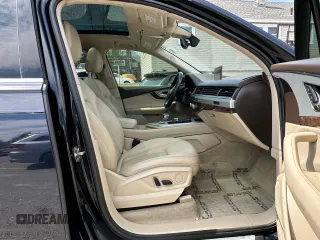 2018 Audi Q7 Premium Plus with VIN WA1LHAF77JD004065, listed as a Copart auction lot 52912895 with 70,583 mi miles and Clean Title. Bid and sale history available at carsss.com. Image 5.