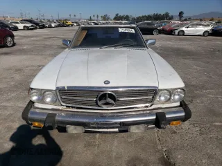 1986 Mercedes-Benz 560 with VIN WDBBA48D5GA042820, listed as a Copart auction lot 71109364 with 173,240 mi miles and Clean Title. Bid and sale history available at carsss.com. Image 5.