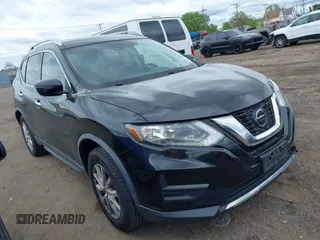 2020 Nissan Rogue SV z VIN KNMAT2MT0LP514535, wystawiony jako IAAI lot #42259711 z przebiegiem 63 339 mil mil oraz . Historia ofert i sprzedaży dostępna na DreamBid. Obrazek 1.
