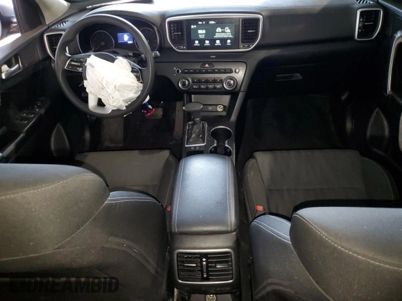 2020 Kia Sportage LX with VIN KNDPM3AC3L7788264, listed as a Copart auction lot 83949654 with 29,500 mi miles and Salvage Title. Bid and sale history available at carsss.com. Image 8.