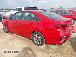 2019 Kia Forte LXS z VIN 3KPF24AD2KE072499, wystawiony jako IAAI lot #42172434 z przebiegiem 111 881 mil mil oraz . Historia ofert i sprzedaży dostępna na DreamBid. Obrazek 3.