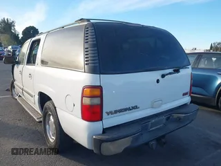 2002 GMC Yukon XL SLT with VIN 3GKEC16T52G358136, listed as a IAAI auction lot 41375204 with 232,524 mi miles and . Bid and sale history available at DreamBid. Image 3.