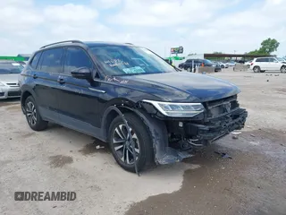 2022 Volkswagen Tiguan S z VIN 3VV0B7AX7NM137070, wystawiony jako IAAI lot #42492020 z przebiegiem 24 396 mil mil oraz . Historia ofert i sprzedaży dostępna na DreamBid. Obrazek 1.