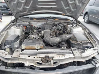 2009 Ford Mustang with VIN 1ZVHT84N995137661, listed as a IAAI auction lot 41380685 with 185,620 mi miles and . Bid and sale history available at DreamBid. Image 10.