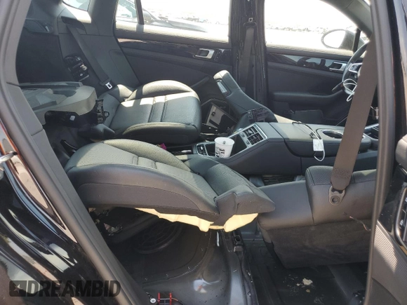 2020 Porsche Panamera с VIN WP0AA2A7XLL103177, выставлен на аукционе Copart как лот 66389064 с пробегом 23 278 миль миль и Списание • Salvage title. История ставок и продаж доступна на DreamBid. Изображение 10.