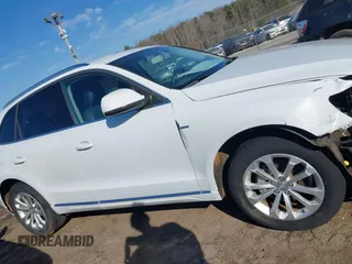 2013 Audi Q5 Premium with VIN WA1CFAFP3DA031243, listed as a IAAI auction lot 41670607 with 87,473 mi miles. Bid and sale history available at carsss.com. Image 14.