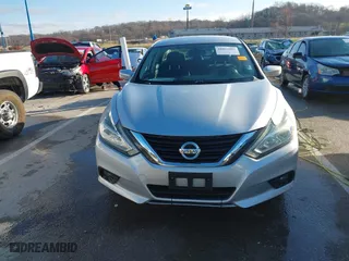 2018 Nissan Altima 2.5 SV with VIN 1N4AL3APXJC265944, listed as a IAAI auction lot 41052902 with 142,023 mi miles. Bid and sale history available at carsss.com. Image 12.