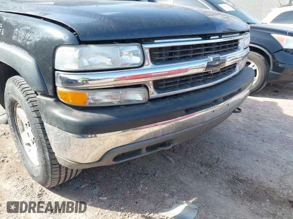 2004 Chevrolet Suburban LT z VIN 1GNFK16Z94J122458, wystawiony jako IAAI lot #41889018 z przebiegiem 180 507 mil mil oraz . Historia ofert i sprzedaży dostępna na DreamBid. Obrazek 6.