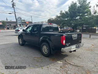 2018 Nissan Frontier Pro-4X with VIN 1N6AD0EV0JN746950, listed as a Copart auction lot 65213085 with 196,003 mi miles and Clean title. Bid and sale history available at DreamBid. Image 3.