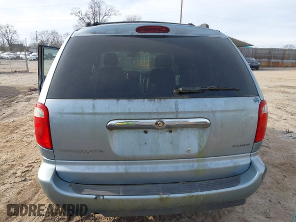 2006 Chrysler Town & Country LWB Touring with VIN 2A4GP54L56R651824, listed as a IAAI auction lot 41613064 with 245,645 mi miles. Bid and sale history available at carsss.com. Image 12.