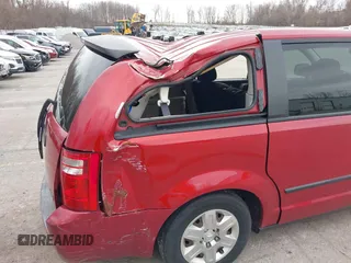 2008 Dodge Grand Caravan SE with VIN 1D8HN44H08B191755, listed as a IAAI auction lot 41895632 with 99,475 mi miles and . Bid and sale history available at DreamBid. Image 11.