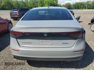 2025 Honda Accord EX-L with VIN 1HGCY2F61SA039210, listed as a Copart auction lot 55132285 with 1,977 mi miles and Salvage title. Bid and sale history available at DreamBid. Image 6.