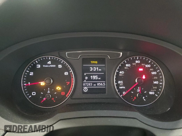 2017 Audi Q3 Premium z VIN WA1ECCFS4HR009065, wystawiony jako Copart lot #51981845 z przebiegiem 87 283 mil mil oraz Tytuł czysty. Historia ofert i sprzedaży dostępna na DreamBid. Obrazek 9.