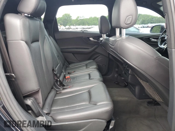 2017 Audi Q7 Premium Plus z VIN WA1LHAF70HD052940, wystawiony jako Copart lot #55632265 z przebiegiem 181 527 mil mil oraz Czysty tytuł • Clean title. Historia ofert i sprzedaży dostępna na DreamBid. Obrazek 11.