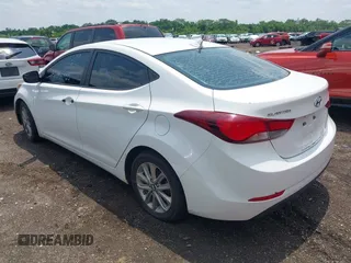 2014 Hyundai Elantra SE z VIN 5NPDH4AE3EH465796, wystawiony jako IAAI lot #42448535 z przebiegiem 187 853 mil mil oraz . Historia ofert i sprzedaży dostępna na DreamBid. Obrazek 3.