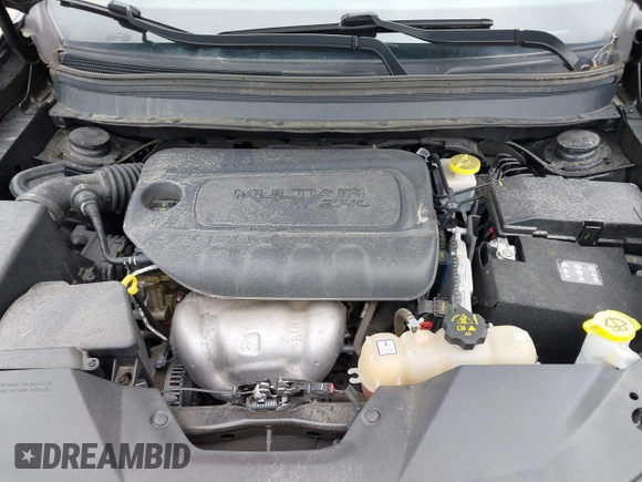 2020 Jeep Cherokee Latitude with VIN 1C4PJMCB8LD607440, listed as a IAAI auction lot 42292035 with 34,939 mi miles and . Bid and sale history available at DreamBid. Image 10.