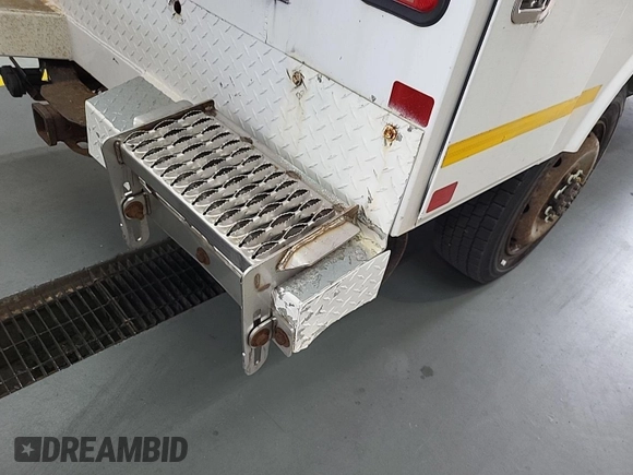 2015 Ford F-250 XL with VIN 1FD7X2B66FEC84863, listed as a IAAI auction lot 42791463 with 263,872 mi miles and . Bid and sale history available at DreamBid. Image 2.