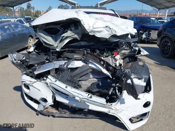 2016 BMW X1 xDrive28i with VIN WBXHT3C32G5E51855, listed as a IAAI auction lot 41634237 with 69,101 mi miles. Bid and sale history available at carsss.com. Image 6.