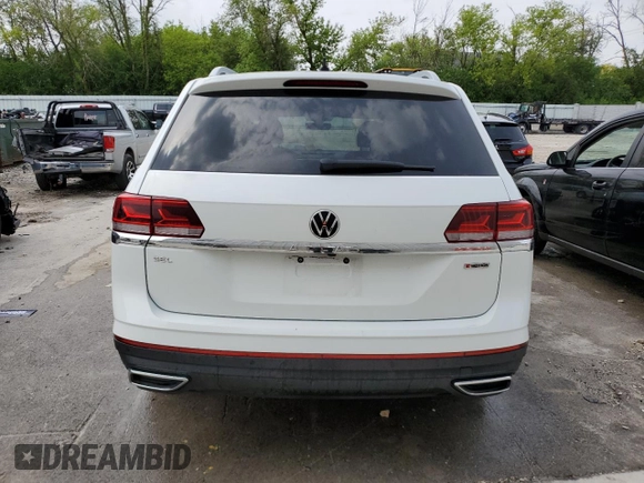 2022 Volkswagen Atlas SEL with VIN 1V2BP2CA0NC530770, listed as a Copart auction lot 55657454 with 31,121 mi miles and Salvage title. Bid and sale history available at DreamBid. Image 6.