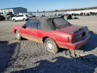 1992 Ford Mustang with VIN 1FACP44M2NF114167, listed as a Copart auction lot 83254224 with 35,482 mi miles and Clean title. Bid and sale history available at DreamBid. Image 2.