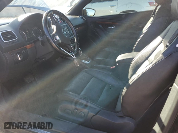2012 Volkswagen Eos Lux with VIN WVWFW7AH7CV019982, listed as a Copart auction lot 86004064 with 130,463 mi miles and Clean Title. Bid and sale history available at DreamBid. Image 7.