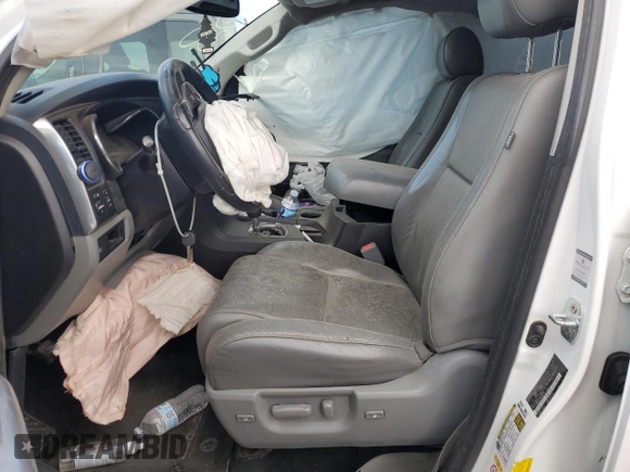 2018 Toyota Sequoia SR5 with VIN 5TDBY5G13JS165133, listed as a Copart auction lot 45189315 with 0 mi miles and Salvage Title. Bid and sale history available at carsss.com. Image 7.