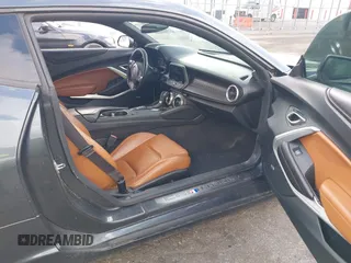 2017 Chevrolet Camaro 2SS с VIN 1G1FH1R73H0193015, выставлен на аукционе IAAI как лот 42000987 с пробегом 99 903 миль миль и . История ставок и продаж доступна на DreamBid. Изображение 5.